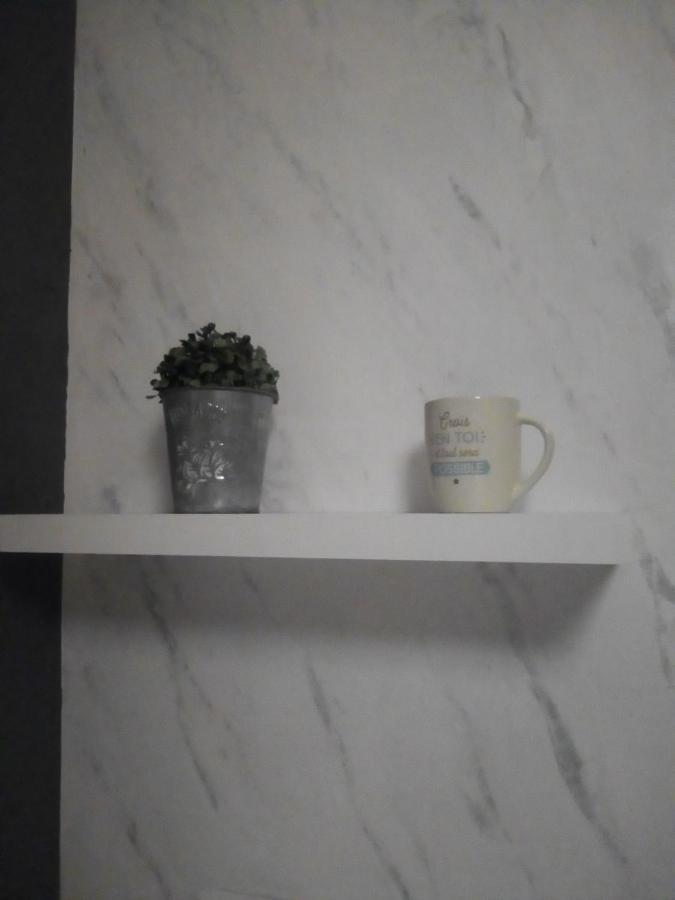 Le Mas Des Dames Appartement อาวีญง ภายนอก รูปภาพ